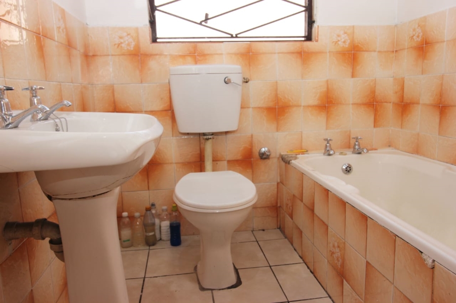 4 Bedroom Property for Sale in Hillview Western Cape